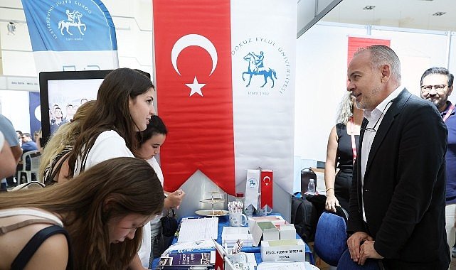 DEÜ, İzmir Üniversite Tercih Fuarı’nda Aday Öğrencilerle Buluştu