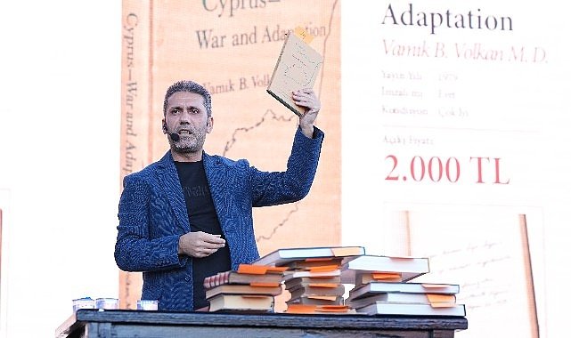 Eşsiz eserler müzayedeye çıktı